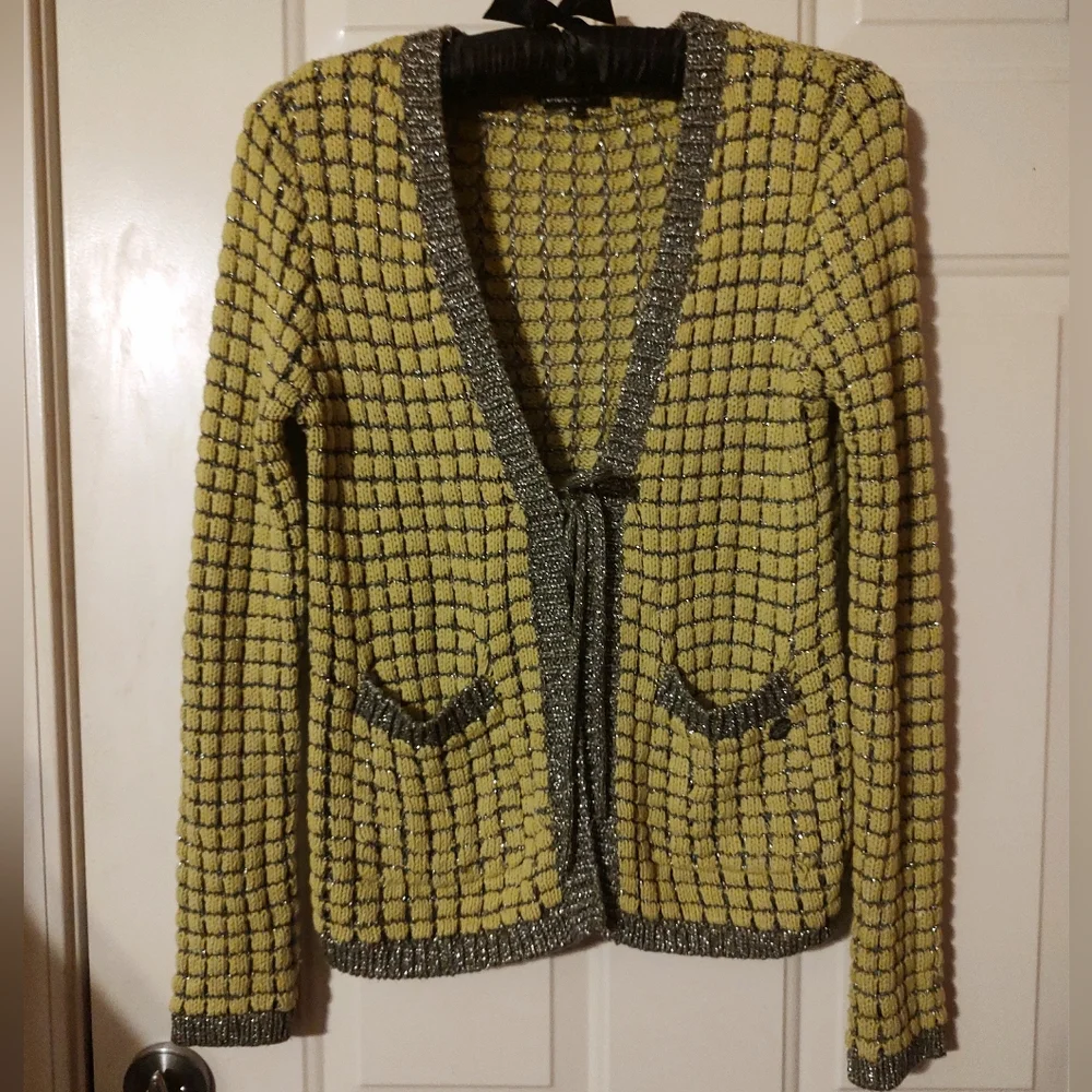 🌿🩶🌿 Gorgeous Chartreuse & Silver Metallic Open Weave Tie Cardigan - S - Picture 3 of 16